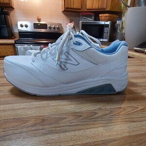 New Balance 928V3 Walking Shoe